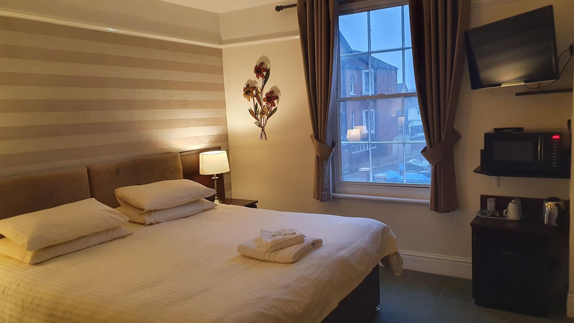 Edward Hotel Gloucester Exteriör bild