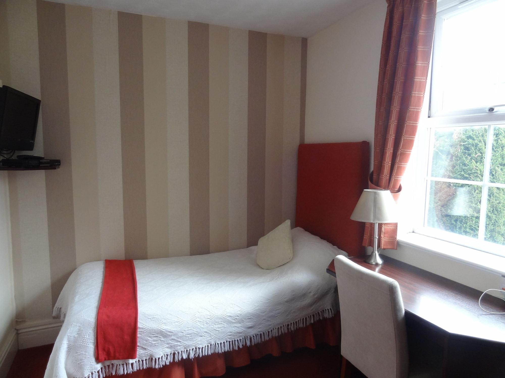 Edward Hotel Gloucester Exteriör bild
